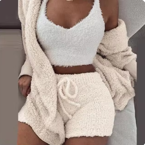 Elegant Relax 3-Piece Lounge Outfit Elegance Lifestyle
